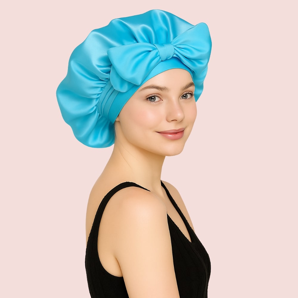 Bonnet en satin — présentation